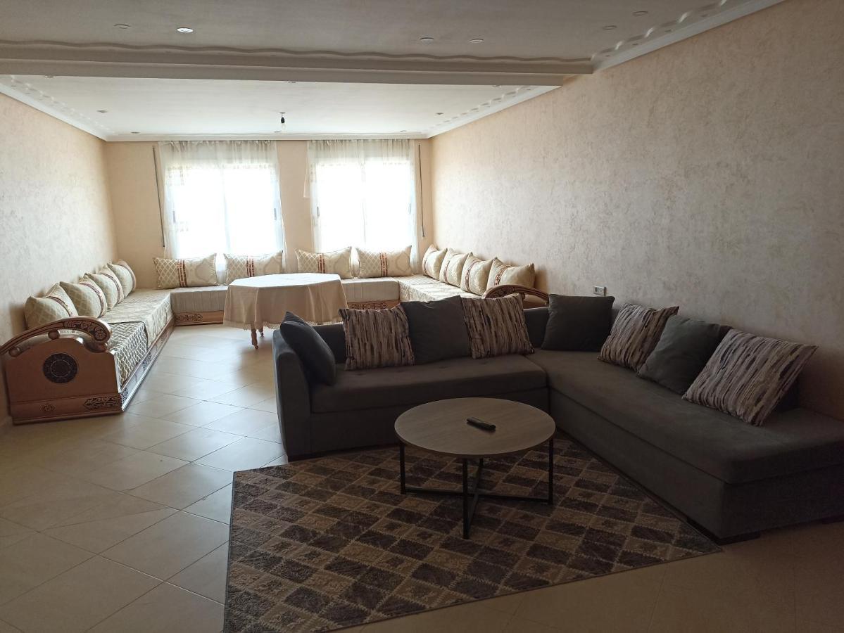 Appartement Familial Au Centre De Nador Ville エクステリア 写真
